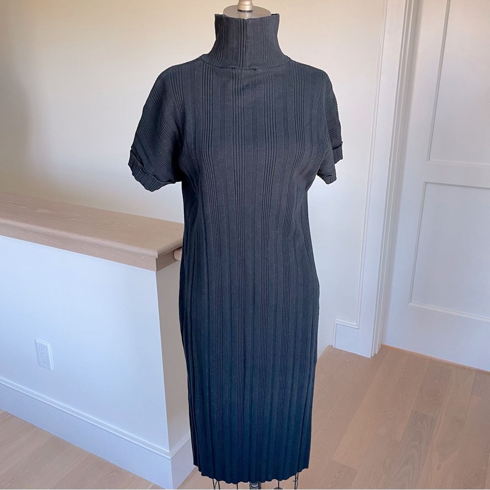 ASOS ribbed cotton black short sleeve turtleneck dress w/side slits, size 6